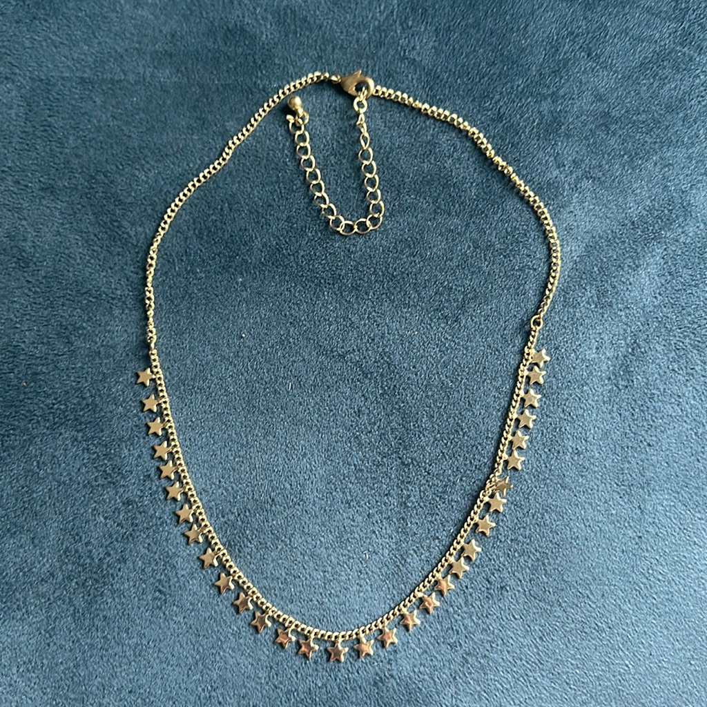 Altar’d State Star Necklace / New